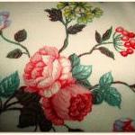 Vintage style rosbud print ..